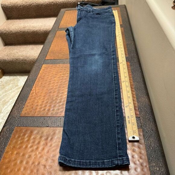 Levi’s (12M) Mid Rise Skinny Blue Jeans - Flap Back Pockets - Picture 5 of 5